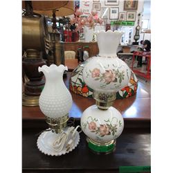 2 Vintage glass lamps - 1 Milk glass