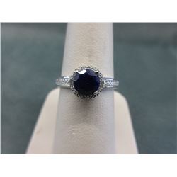 Sapphire Ring set with Shoulder Diamonds