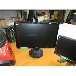 Samsung monitor - model 245VW - used