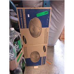 2 Samsung multi-media stations