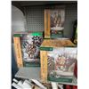 Image 1 : 4 "North Pole Woods" decorations