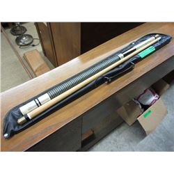 Pool cue with case - used