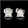 Image 1 : 14K Gold 0.60ctw Diamond Earrings