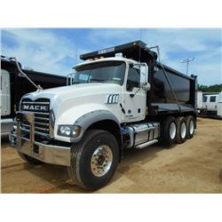 2016 MACK GU713 TRI-AXLE DUMP, VIN/SN:1MZAX07C7GM027274 - 425 HP MACK MP8 ENGINE, 10 SPD MACK T310M 