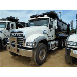 2016 MACK GU713 TRI-AXLE DUMP, VIN/SN:1M2AX07C5GM027287 - 445 HP MACK, MP8 ENG, MACK T310M, 10 SPD T