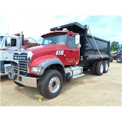 2008 MACK GU713 T/A DUMP, VIN/SN:1M2AX09C78M003782 - 425 HP MACK MP8 ENG, 10 SPD TRANS, 44K REARS, 1