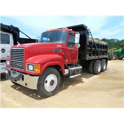 2008 MACK CHU613 T/A DUMP, VIN/SN:1M2AN09Y68N002302 - 425 HP MACK MP8 ENGINE, AUTO SHIFT TRANS, 38K 