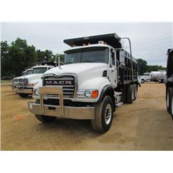 2007 MACK CV713 T/A DUMP, VIN/SN:1M2AG11C57M061275 - 427 HP MACK ENGINE, T310M 10SPD MACK TRANS, 44K