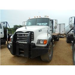 2005 MACK CV713 WINCH TRUCK, VIN/SN:1M2AC11CX5M016555 - MACK AMI-370 ENGINE, T310M MACK 10 SPEED TRA