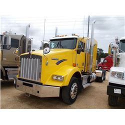 2013 KENWORTH T800 T/A TRUCK TRACTOR, VIN/SN:1XKDDP9X4DJ342926 - 455 HP PACCAR MX455 DIESEL ENG, 10 