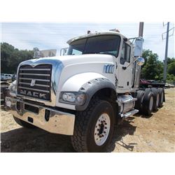 2008 MACK GU713 TRI-AXLE TRUCK TRACTOR, VIN/SN:1M2AX07Y48M003124 - 485 HP MACK MP8 DIESEL ENG, 18 SP