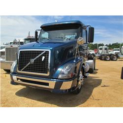 2006 VOLVO T/A TRUCK TRACTOR, VIN/SN:4V4NC9GH86N426399 - VOLVO D12-435 ENGINE, 10 SPD TRANS, 40K REA