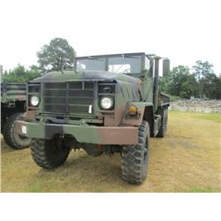 AMERICAN GENERAL T/A CARGO TRUCK, VIN/SN:C52700763 - CUMMINS DIESEL ENGINE, AUTO TRANS, 20' BED W/ S