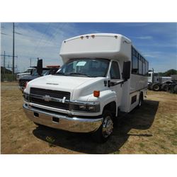 2007 CHEVROLET C4500 PASSENGER BUS, VIN/SN:1GBE4V1267F404553 - DURAMAX DIESEL ENG, A/T, CHAMPION 17 