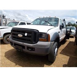 2006 FORD F550 S/A FLATBED TRUCK, VIN/SN:1FDAW56P66EB47676 - POWERSTROKE DIESEL ENGINE, A/T, CREW CA