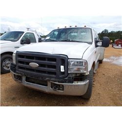 2007 FORD F350 CREW CAB SERVICE TRUCK, VIN/SN:1FDWW36P67EA74479 - POWERSTROKE V8 DIESEL ENGINE, A/T,