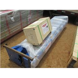 9,000# TWO POST CARLIFT W/PUMP