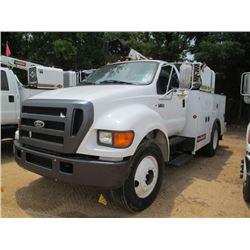 2006 FORD F750 SERVICE TRUCK VIN/SN:3FRWF75N86V356754 - S/A, C7 CAT DIESEL ENGINE, 6 SPD TRANS, REAR