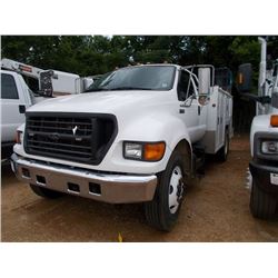 2003 FORD F750 SERVICE TRUCK, VIN/SN:3FDWX75N13MB00074 - S/A , CAT C7 DIESEL ENGINE, 6 SPD TRANS, EX