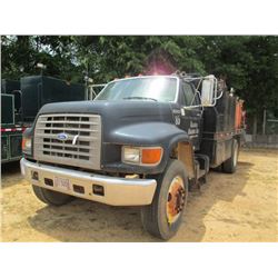 1995 FORD F SERIES FUEL & LUBE TRUCK, VIN/SN:1FDXF80E4SVA73865 - S/A, FORD DIESEL ENGINE, 5 & 2 SPEE