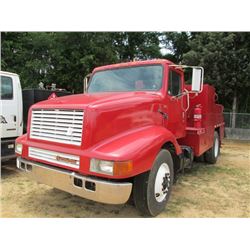 1987 INTERNATIONAL 8300 SERVICE TRUCK, VIN/SN:1HSJYGUR5JH536838 - S/A, CUMMINS DIESEL ENGINE, 10 SPD