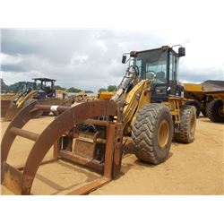 CAT 924G WHEEL LOADER, VIN/SN:9SW01606 - LOG FORKS W/ TOP CLAMP, ECAB W/AIR, 20.5-25 TIRES, METER RE