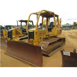 2004 CAT D5G LGP CRAWLER TRACTOR, VIN/SN:RKG00890 - 6 WAY BLADE, CANOPY, SWEEPS, REAR SCREEN, METER 