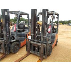 TOYOTA 8FGCU30 FORKLIFT, VIN/SN:15038 - LP GAS POWER, 3 STAGE MAST, CANOPY, METER READING 1,900 HOUR