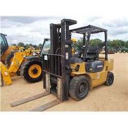 CAT DP30K FORKLIFT, VIN/SN:AT14C35889 - DIESEL ENGINE, 3 STAGE MAST W/SIDE SHIFT, CANOPY, METER READ