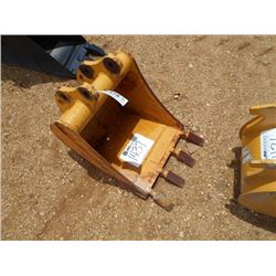 JOHN DEERE 18" BUCKET