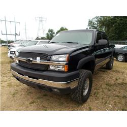 2003 CHEVROLET 2500 HD PICKUP, VIN/SN:1GCHK23193F1121161 - 4x4 DURAMAX DIESEL ENG, CREW CAB, A/T, OD