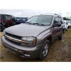 2008 CHEVROLET TRAIL BLAZER LS VIN/SN:1GNDS13S082200429 - GAS ENGINE, A/T, ODOMETER READING 132,630 