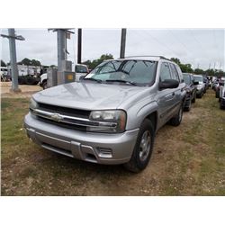 2004 CHEVROLET TRAILBLAZER SUV, VIN/SN:1GNDS13SX42363387 - GAS ENGINE, A/T, ODOMETER READING 171,601