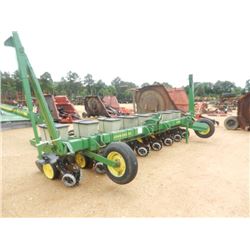 JOHN DEERE 7100 8 ROW PLANTER - 3 PTH, 7.60-15 TIRES