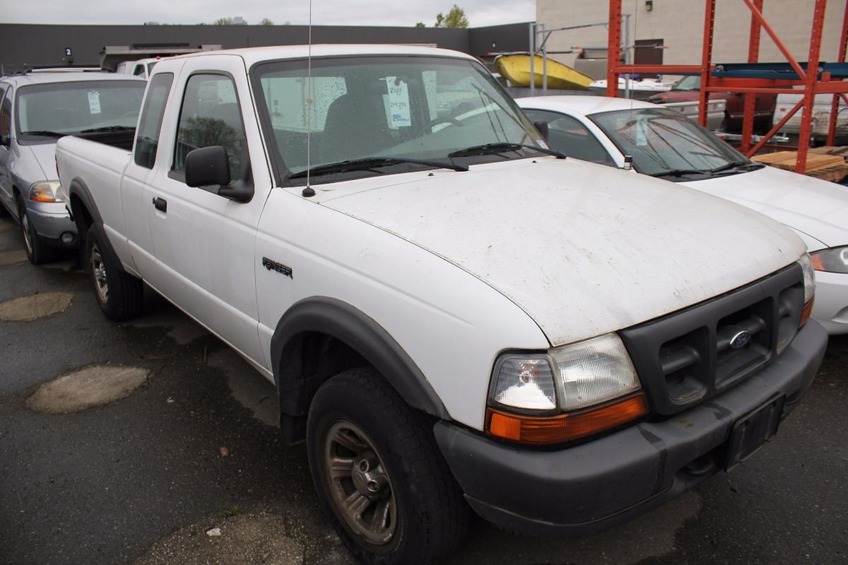 2000 FORD RANGER, 2 DOOR PU, WHITE, VIN # 1FTZR15X7YPB99432