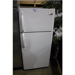 FRIDGIDAIRE WHITE REFRIGERATOR