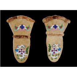 Pair of Athapaskan Beaded Mittens with Floral Design and Rabbit Fur Trim Size Medium  Good Condition