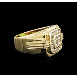 1.00ctw Diamond Ring - 14KT Yellow Gold