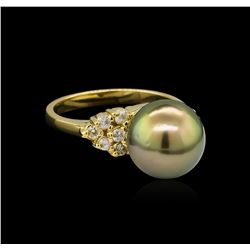 0.30ctw Pearl and Diamond Ring - 14KT Yellow Gold