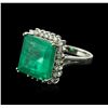 Image 1 : 14KT White Gold 12.76ct Emerald and Diamond Ring