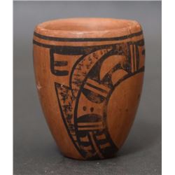 HOPI POTTERY VASE (NAMOKI)