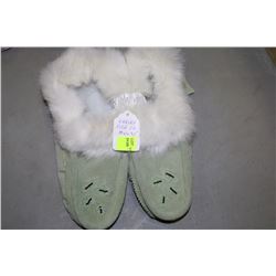 PAIR OF LADIES GREEN MOCCASINS - SIZE 10