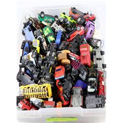 TOTE OF MATCH BOX & HOT WHEELS