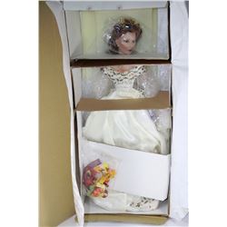 NEW ASHTON DRAKE GALLERIES "ELIZABETH, BRIDE OF