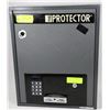 Image 1 : THE PROTECTOR SAFE WITH KEYPAD & KEY