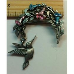 CURVED PEWTER & ENAMEL BROACH