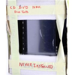 CD/DVD STEREO SYSTEM WITH NAV & BLUETOOTH