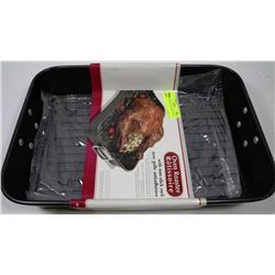 NEW OVEN ROASTER W/NON-STICK RACK -