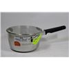 Image 1 : NEW MEYER SUPER STEEL 2 1/4 QT. STAINLESS