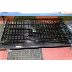COLLAPSIBLE PET CRATE 91"X58"X64"H